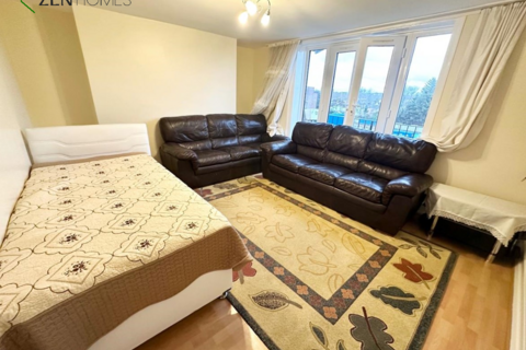 2 bedroom flat to rent, London N15