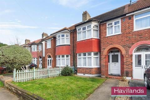 3 bedroom terraced house for sale, The Larches, London