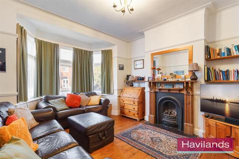 3 bedroom terraced house for sale, The Larches, London