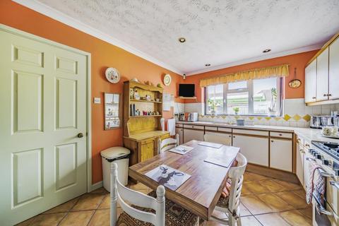 3 bedroom detached bungalow for sale, Lashford Lane,  Abingdon,  Oxfordshire,  OX13,  OX13