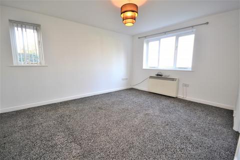 2 bedroom apartment to rent, Nottage Crescent, CM7