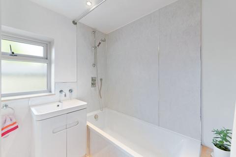 44 Red Lion Road, Surbiton, KT6 7QQ