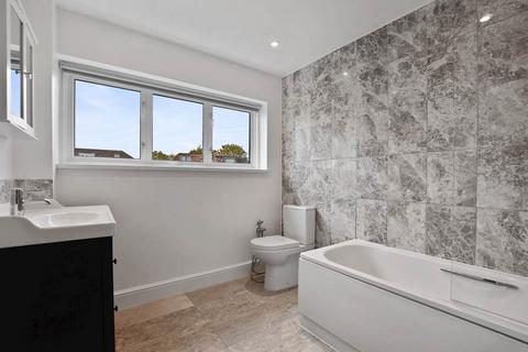 114 Princes Gardens, Acton, London, W3 0LJ