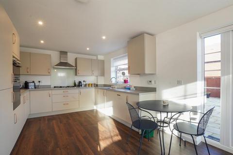 5 bedroom detached house for sale, Hewlands Crescent, Stratford-Upon-Avon