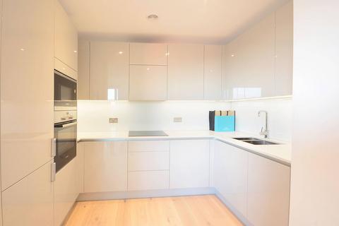 2 bedroom flat to rent, Tarling House, Elephant and Castle, London, SE17