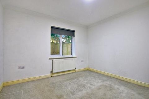 1 bedroom maisonette for sale, Hollands Way, East Grinstead, RH19