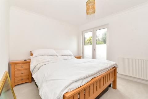 2 bedroom flat for sale, Luccombe Road, Shanklin, Isle of Wight