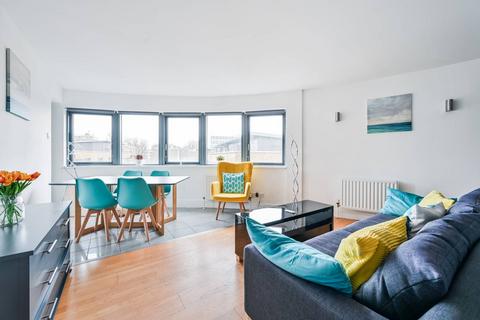 2 bedroom flat to rent, Mile End Road, Whitechapel, London, E1