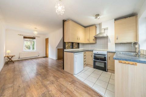 2 bedroom house for sale, Gloxinia Walk, Hampton TW12