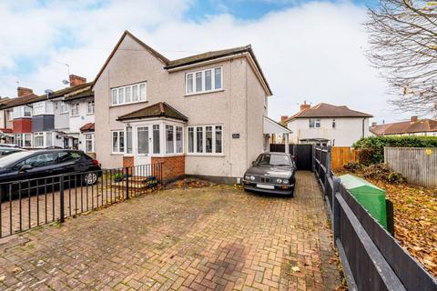 1 bedroom end of terrace house for sale, Browning Avenue, Worcester Park, KT4