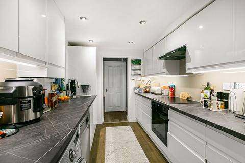 28 Stanley Grove, Croydon, CR0 3QU