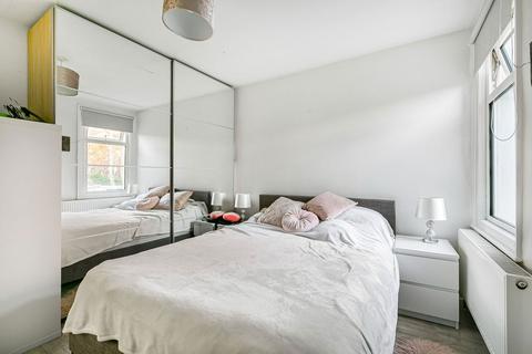 28 Stanley Grove, Croydon, CR0 3QU