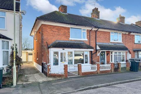 3 bedroom end of terrace house for sale, William Road, Ashford TN23