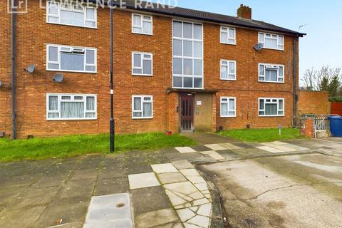 17 Evesham Close, Greenford, UB6 9TF