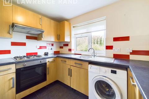 17 Evesham Close, Greenford, UB6 9TF