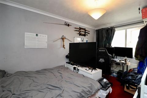 12 Cherry Drive, Holme On Spalding Moor, York, YO43 4HT
