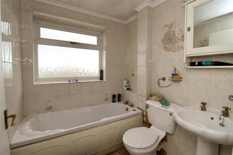 12 Cherry Drive, Holme On Spalding Moor, York, YO43 4HT