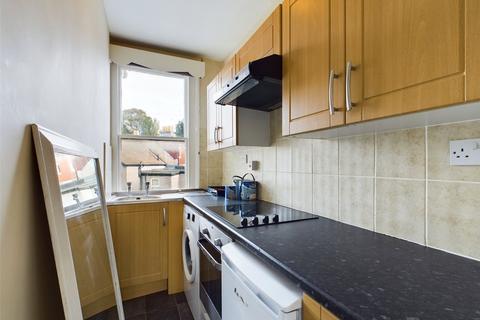 1 bedroom apartment to rent, Brading Road, Brighton, BN2