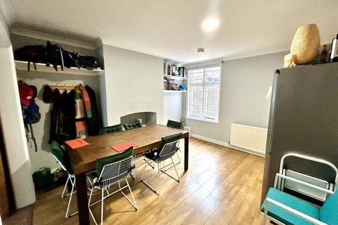 undefined, Sydenham Road, Guildford GU1