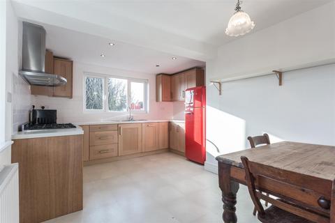 2 bedroom maisonette for sale, Bond Street, Englefield Green TW20