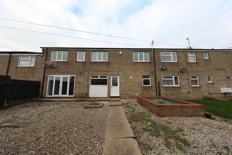 83 Axminster Close, Bransholme, Hull, HU7 4SD
