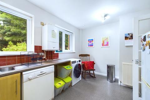 2 bedroom apartment to rent, Orchard Brae Avenue, Orchard Brae, Edinburgh, EH4