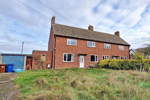 3 bedroom semi-detached house for sale, Bletchingdon Road, Islip