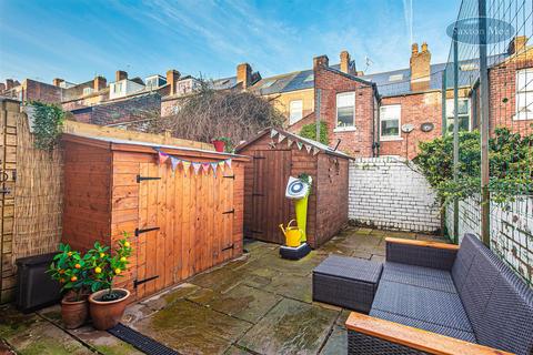 3 bedroom terraced house for sale, Hunter Hill Road, Hunters Bar, Sheffield