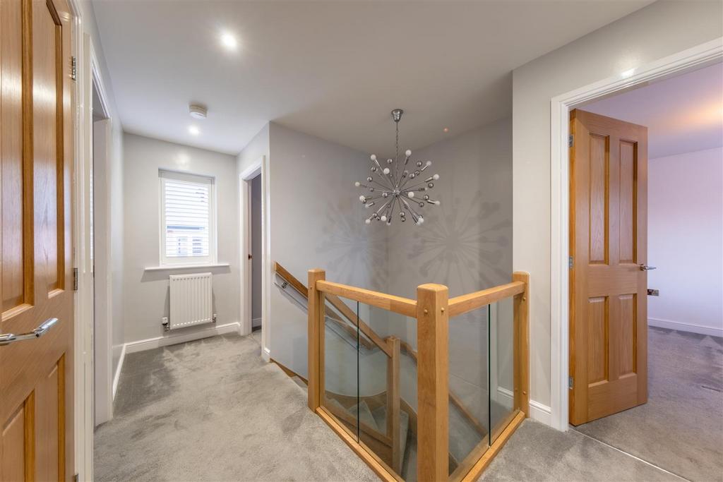 2 Bluebell Close-045.JPG