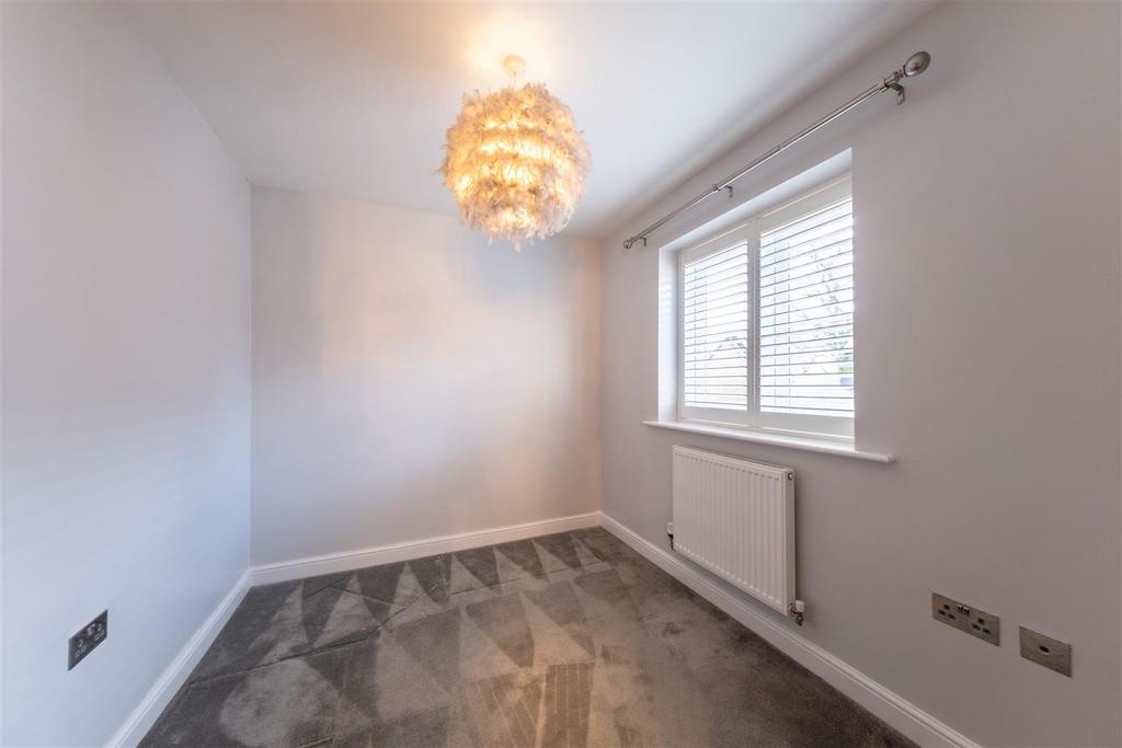 2 Bluebell Close-041.JPG