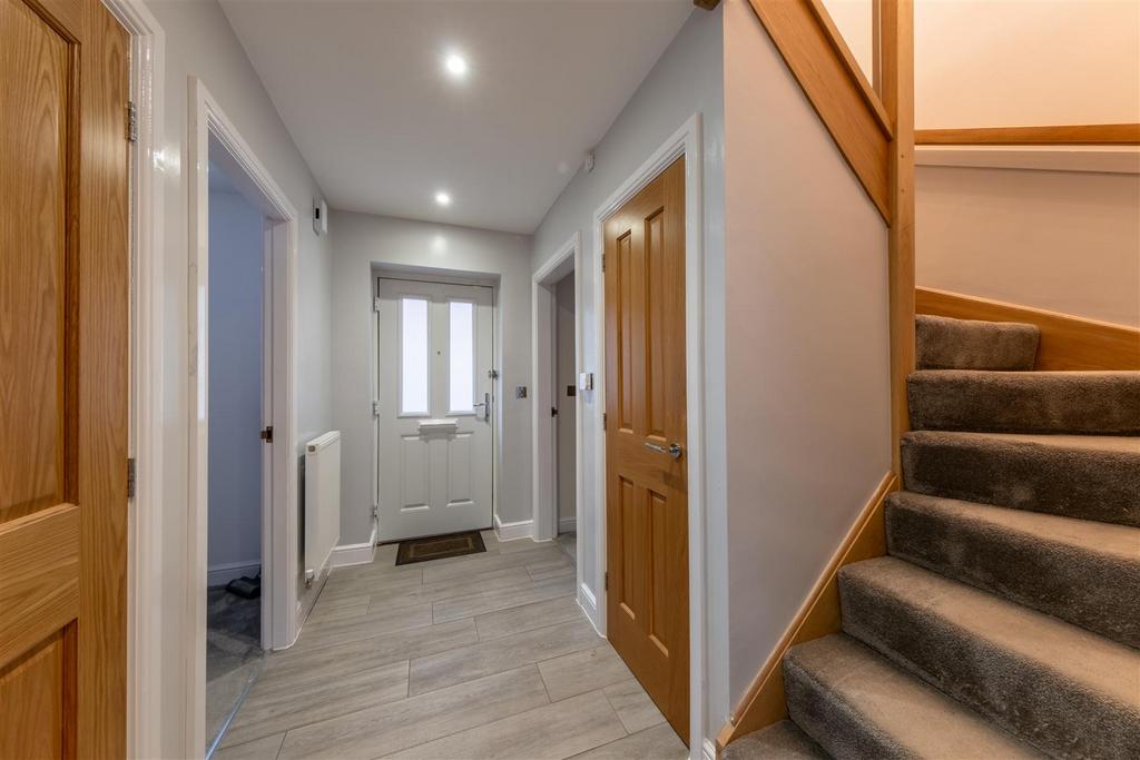 2 Bluebell Close-029.JPG