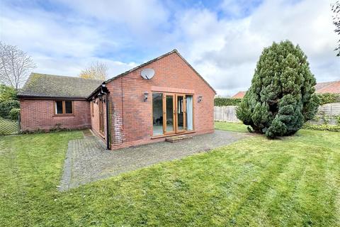 3 bedroom detached bungalow for sale, Link Elm Place, Malvern