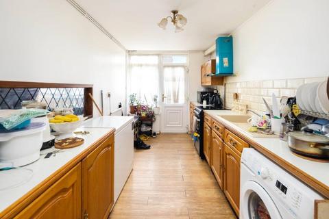 2 bedroom end of terrace house for sale, Elf Row, Wapping, London, E1W