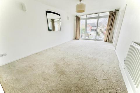 2 bedroom flat for sale, Court Downs Road, Beckenham BR3