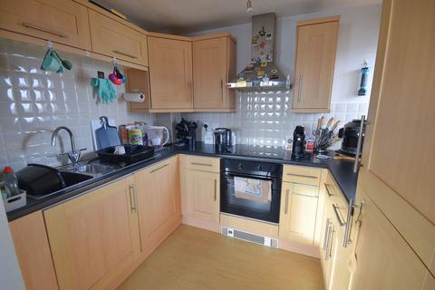 2 bedroom flat for sale, Curzon Street, Burton-on-trent DE14