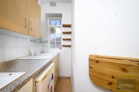 Studio for sale, Howitt Close, Belsize Park, London, NW3