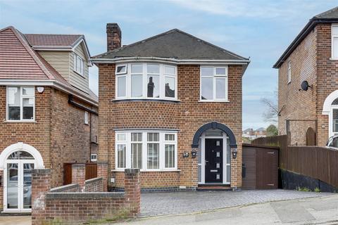 3 bedroom detached house to rent, Prospect Road, Carlton NG4