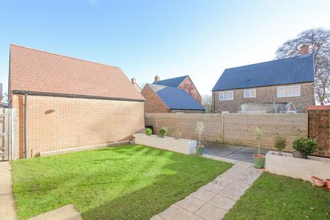 4 bedroom detached house for sale, Anstee Close, Banbury