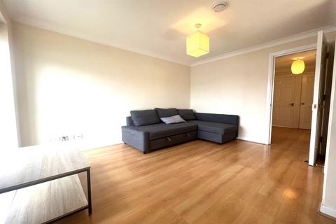 2 bedroom apartment to rent, Becket House, E16