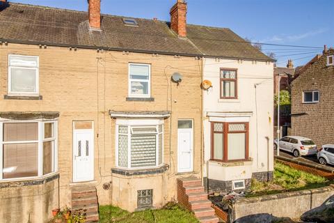 2 bedroom terraced house for sale, Fryergate, Wakefield WF2