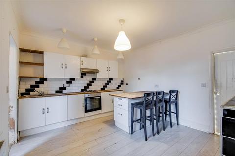 16 Fryergate, Wakefield, WF2 9PS