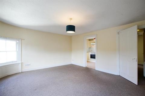 1 bedroom apartment to rent, High Street, Royston SG8