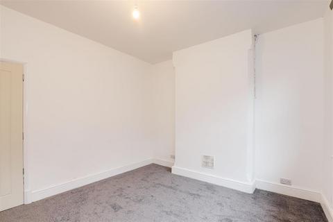 3 bedroom terraced house to rent, Kentwood Road, Sneinton NG2