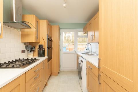 3 bedroom end of terrace house for sale, Admers Wood, Vigo, Gravesend, Kent