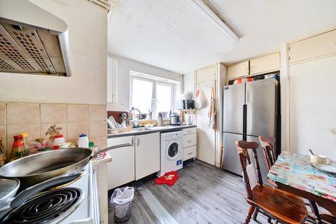 3 bedroom maisonette for sale, Tiverton Road, Haringey N15