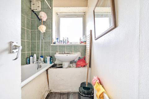 99 Tiverton Road, London, N15 6RP