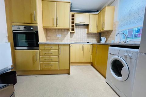 1 bedroom flat to rent, Howdon Road, Oadby, Leicester