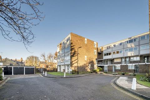 2 bedroom flat for sale, Fairlea Place, London W5