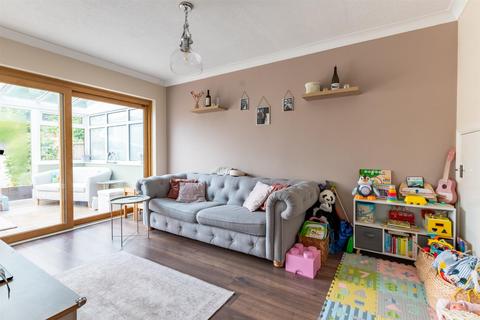 39 Boyd Road, Saltford, Bristol, BS31 3AU