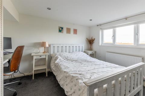 39 Boyd Road, Saltford, Bristol, BS31 3AU